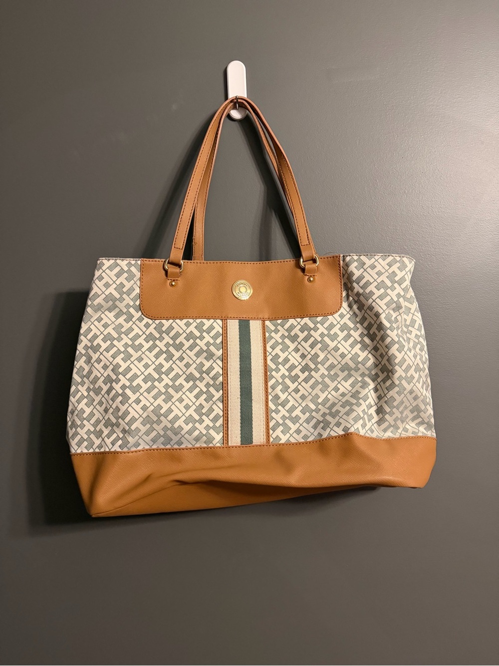 Tommy Hilfiger Tan and Cream Logo-Print Tote with Center Stripe